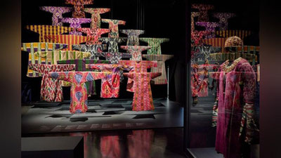 Изрображение 'Выставку в Париже «Дорога в Самарканд. Чудеса шелка и золота» посетили 185 тысяч человек'