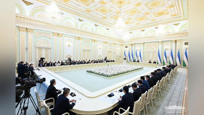 Изрображение 'Президент Узбекистана распорядился уволить ряд районных хокимов'