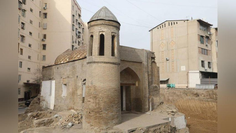 Изрображение 'Мечеть «Баланд» 1857 года в Ташкенте пообещали сохранить и реставрировать'