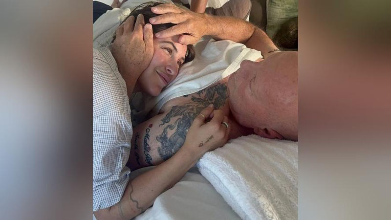 Изрображение 'Дочь тяжелобольного Брюса Уиллиса опубликовала новое трогательное фото с отцом'