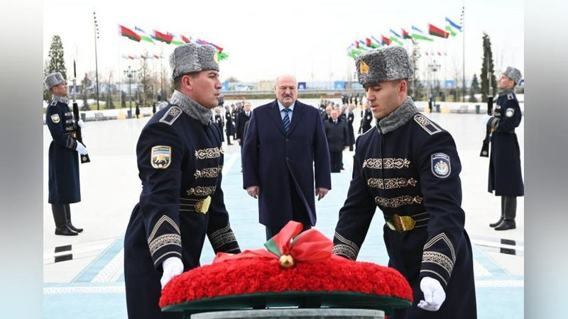 'Лукашенко “Янги Ўзбекистон” боғига борди'ning rasmi