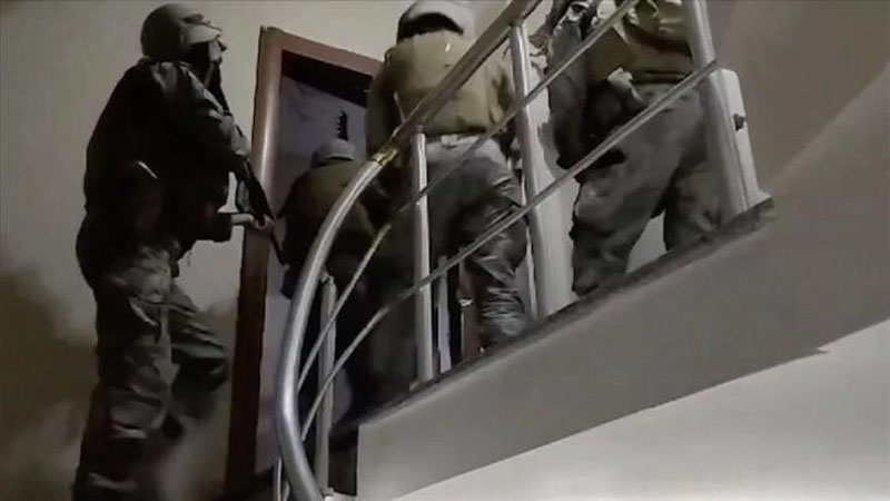 'IShID tashkilotiga aloqadorlikda gumon qilingan 48 nafar shaxsni hibsga olindi'ning rasmi