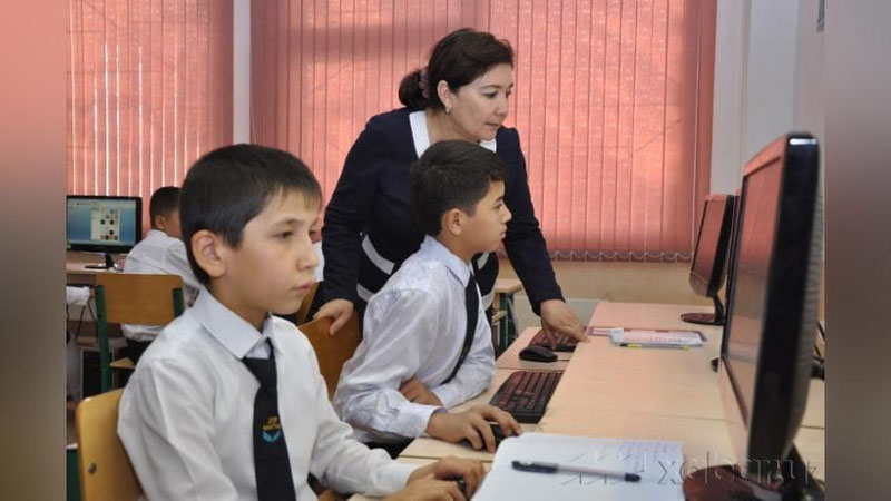 'Maktablardagi o`qituvchilar soni so`nggi 5 yilda 61,1 ming nafarga oshgan'ning rasmi