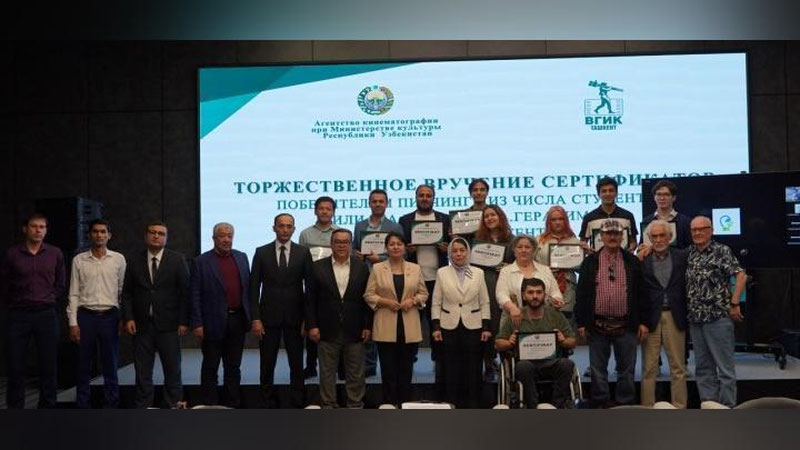 Изрображение 'Студентам ташкентского филиала ВГИК дали старт их проектам в кино'