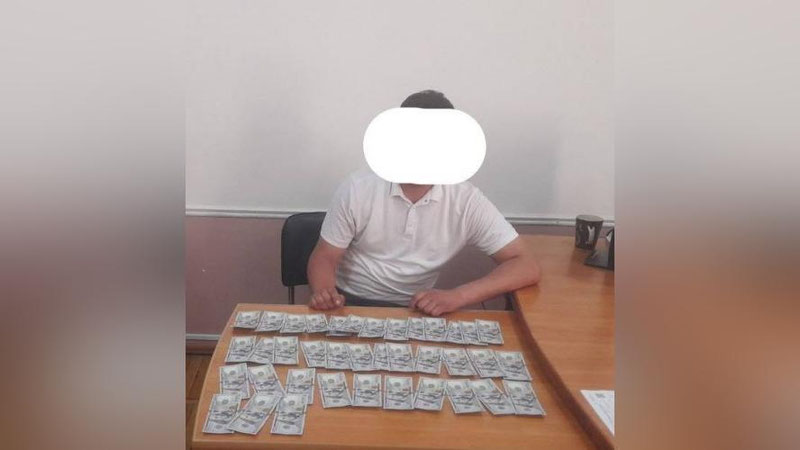 'Jismoniy tarbiya va sport universitetiga o`qishga kiritib qo`yishni va`da qilgan shaxs ushlandi'ning rasmi