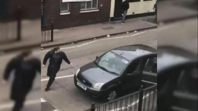 'Londondagi masjidga hujum uyushtirildi 'ning rasmi