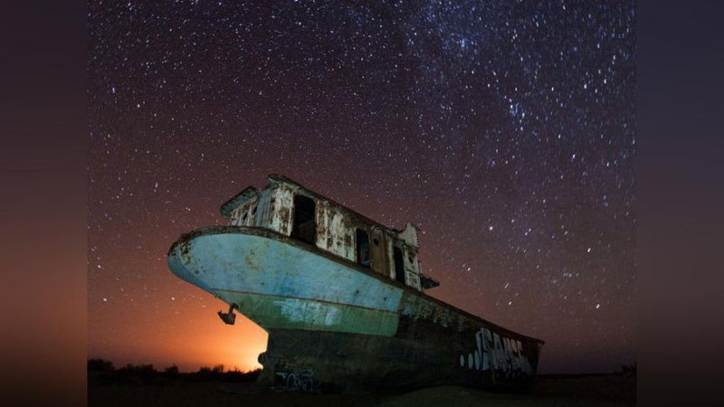 Изрображение 'НА КЛАДБИЩЕ КОРАБЛЕЙ В МУЙНАКЕ СТАРТУЕТ ФЕСТИВАЛЬ АБСТРАКТНОЙ ЭЛЕКТРОННОЙ МУЗЫКИ'