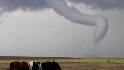 'AQShda voronkosimon bulut paydo bo`ldi (Video)'ning rasmi