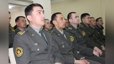 Изрображение 'ВОЕННОСЛУЖАЩИМ РАССКАЗАЛИ ОБ ОПАСНОСТИ ЭКСТРЕМИЗМА И НАРКОМАНИИ'