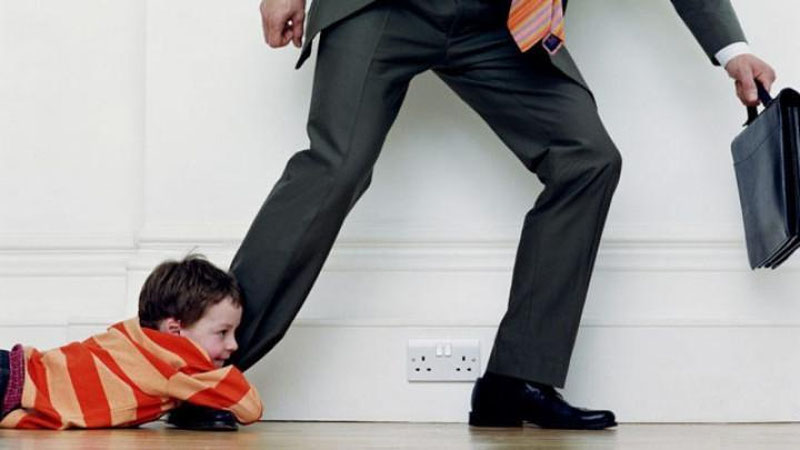 'Qonunchilik aliment to`lashdan bo`yin tovlashga yo`l qo`ymaydi!'ning rasmi