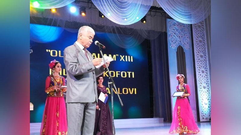 'Бир қатор журналистлар “Олтин қалам” ХIII Миллий мукофоти билан тақдирландилар'ning rasmi
