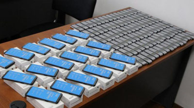 'Uyali telefonlarni yashirincha olib o`tishga urinish naf bermadi'ning rasmi