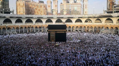 'Yamanliklarning kichik Haj safarini bajarishlariga ruxsat berildi'ning rasmi