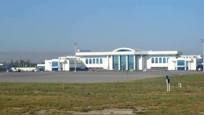 'Бухоро аэропорти кучли туман сабаб самолётлар фаолияти учун вақтинча ёпилди'ning rasmi