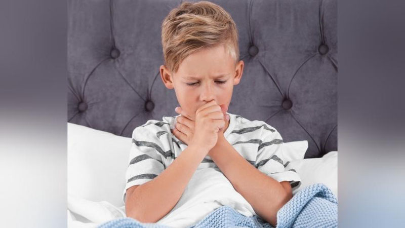 'Bolaning tez-tez shamollashi adenoid alomatimi? Shifokor tibbiy ko`rsatma berdi'ning rasmi