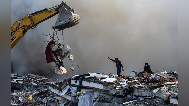 'Turkiyadagi 2 ta zilzila Yaponiyadagi 9,1 balli zilziladan 30 marta kuchliroq bo`lgani aytilmoqda'ning rasmi