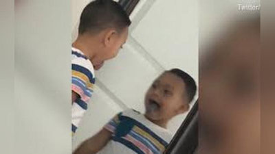 'Bolakayning ko`zgudagi aksi o`zidan o`zib ketdi (Video)'ning rasmi