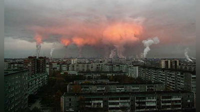 'Xitoy shaharlari zaharli tutunga to`lmoqda 'ning rasmi