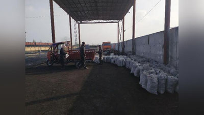 '"Atigi 10 foizi aholi tomonidan olib ketilgan". Ko`mir va suyultirilgan gaz narxi, uni etkazib berilishi bilan bog`liq muammolarni hal etish uchun ishonch telefonlari e`lon qilindi (ro`yxat)'ning rasmi