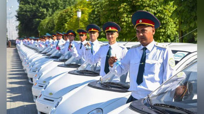 'Тошкент шаҳри профилактика инспекторлари ўз ҳудудларидаги ҳар бир фуқарони ўрганиб чиқадилар'ning rasmi