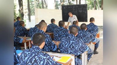 'Bo`lajak "pojarny"lar dala o`quv mashg`ulotlarini o`tkazdi'ning rasmi