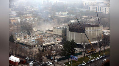 Изрображение 'ФОТО: РЕСПУБЛИКАНСКИЙ ДОМ КИНО РАЗБИРАЮТ АКТИВНЫМИ ТЕМПАМИ'