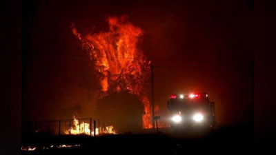 'Kaliforniyadagi o`rmon yong`inlari minglab xonadonlarni yo`q qildi (foto+video)'ning rasmi