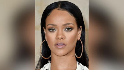 'Rianna otasini sudga berdi 'ning rasmi