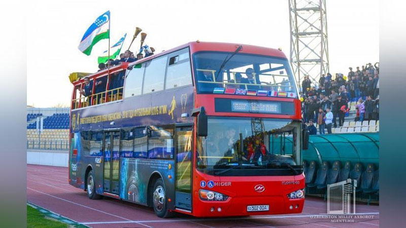 'O`zbekiston kubogi sohiblari sharaflandi (foto)'ning rasmi