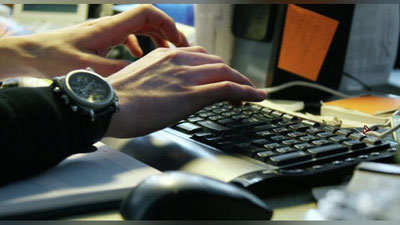 'Илмдан бебаҳра “Олим” ҳам ўзини, ҳам ўзгани жаҳолатга етаклайди'ning rasmi