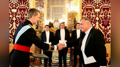 Изрображение 'ПОСОЛ УЗБЕКИСТАНА ВРУЧИЛ КОРОЛЮ ИСПАНИИ ВЕРИТЕЛЬНЫЕ ГРАМОТЫ'