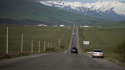 'Бишкек — Ўш трассасидаги ЙТҲ оқибатида 4 киши ҳалок бўлди'ning rasmi