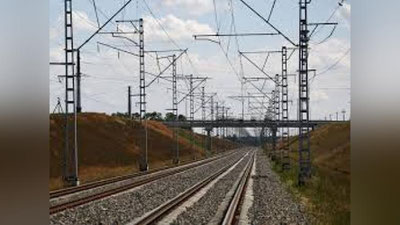 'Тeмир йўл вагонларида ҳарбий тeхникалар олиб ўтилгани бўйича тарқалган хабарларга Мудофаа вазирлиги расмий изоҳ берди'ning rasmi