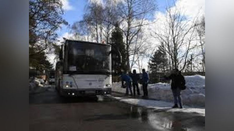 'Россия ҳарбийлари ўзбекистонликларни Херсон вилоятидан эвакуация қилди'ning rasmi