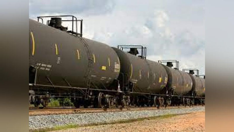'Афғонистон сифати пастлиги сабаб 67 та цистернадаги нефтни Ўзбекистонга қайтариб юборди'ning rasmi