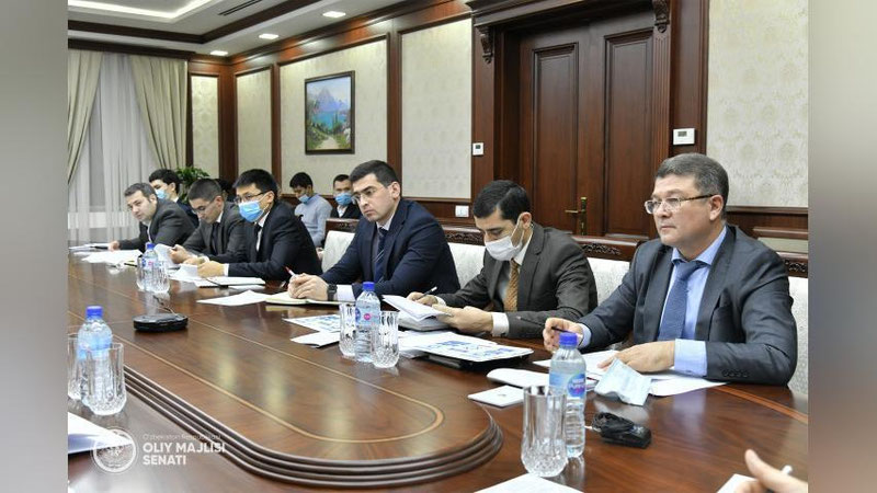 'Санъаткорларнинг дори воситаларини реклама қилиши тақиқланмоқда'ning rasmi