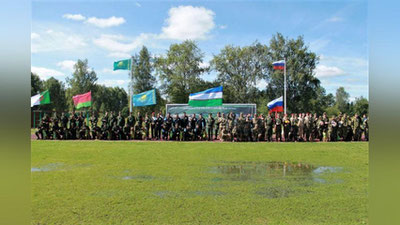 'Taqdirlash marosimidagi qiziq holat: O`zbekistonlik kinologlar uchinchi emas, ikkinchi o`rin bilan taqdirlandi'ning rasmi