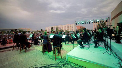 Изрображение 'Классика и шоу: в Нукусе успешно стартовал проект "Open Air" (фото, видео)'