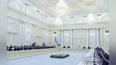 'Prezident tashqi siyosat masalalariga bag`ishlangan yig`ilish o`tkazdi'ning rasmi