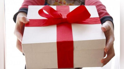 'Aka o`z ukasini tug`ilgan kun sovg`asi bilan to`lqinlantirdi (Video) 'ning rasmi