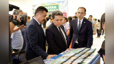 Изрображение 'ВО ДВОРЦЕ ТВОРЧЕСТВА МОЛОДЕЖИ ОТКРЫЛАСЬ ШКОЛЬНАЯ ВЫСТАВКА (ФОТО)'