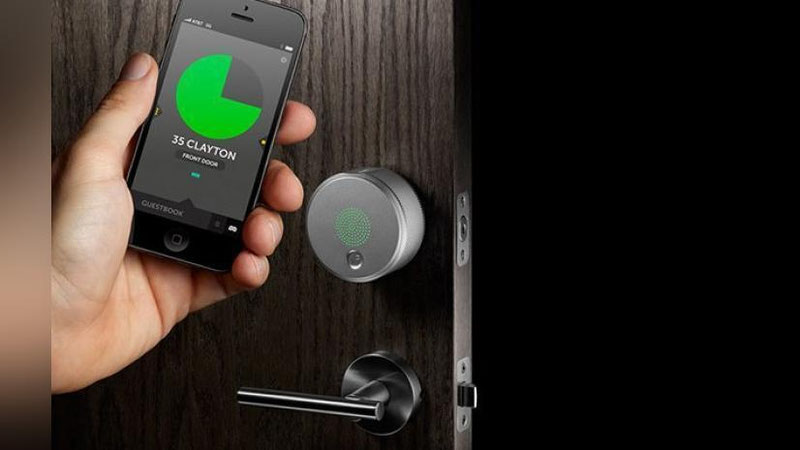 'FOYDALANIShDA QULAY BO`LGAN MOBIL ILOVA DASTURLARI IShLAB ChIQILMOQDA 'ning rasmi