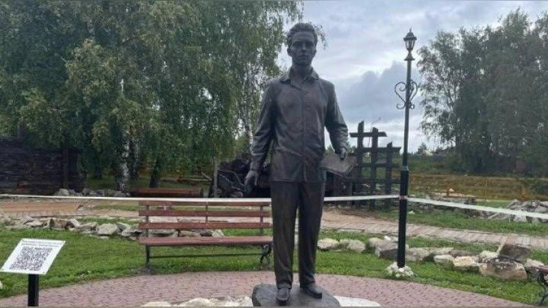 Изрображение 'Памятник Усману Насыру установили в кузбасском городе в России'