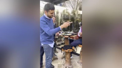 Изрображение 'Над улыбающимся турецким шеф-поваром подшутили в Ташкенте (видео)'