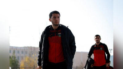 'Темурхўжа Абдухолиқов "Қизилқум" билан шартнома имзолади'ning rasmi