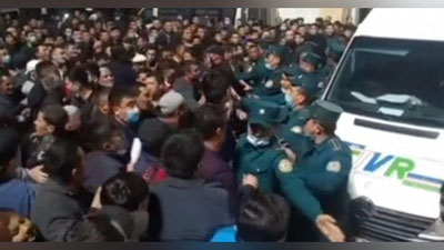 Изрображение 'Фанаты "Навбахора" устроили стихийный протест после игры с "Пахтакором" (видео)'