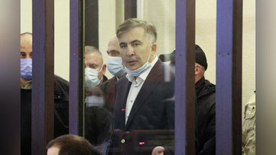 'Саакашвили мажбурий равишда шифохонадан қамоқхонага қайтарилди'ning rasmi