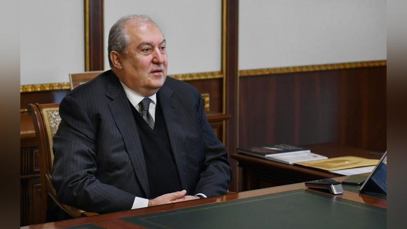 'Арманистон президенти истеъфога чиқди'ning rasmi