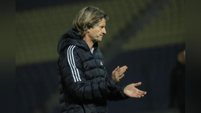 '"Пахтакор" Питер Хюистра истеъфога чиққанини эълон қилди'ning rasmi