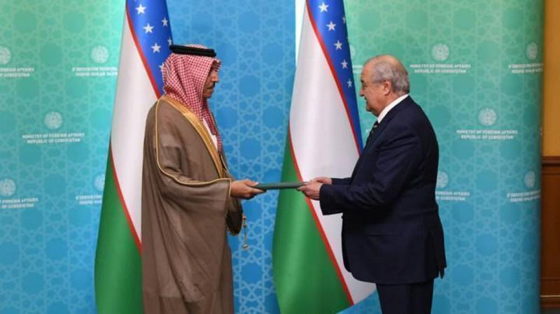 'Abdulaziz Kamilov Saudiya Arabistonning O`zbekistondagi elchisini qabul qildi'ning rasmi